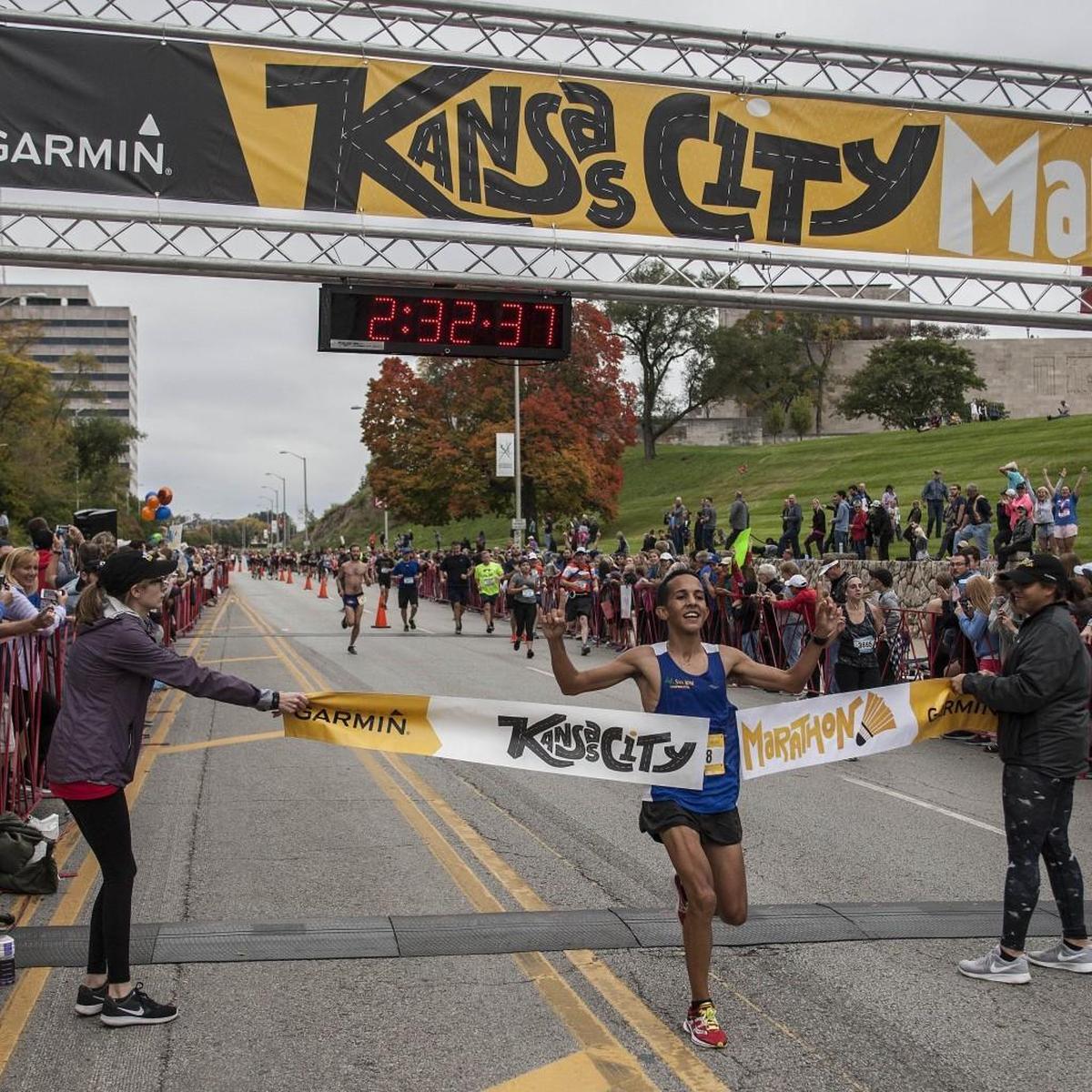 Luis Rivera captured the men’s Kansas City marathon title on Saturday in a time of 2 hours, 32 minutes, 37 seconds.
