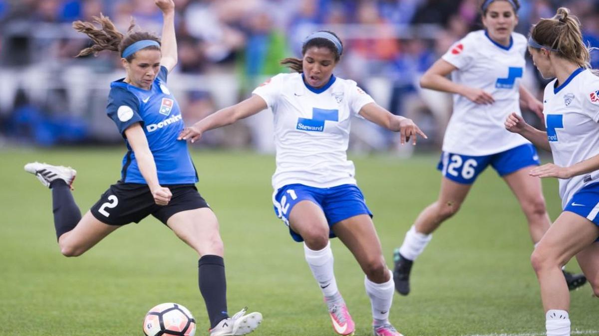 FC Kansas City’s Shea Groom fired a shot during a game in April.