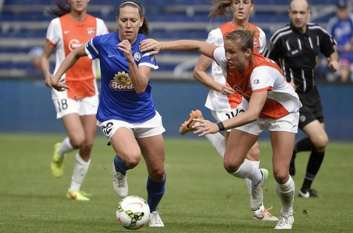 
FC Kansas City midfielder Lauren Holiday chased down the ball against Sky Blue FC during a game in April.

