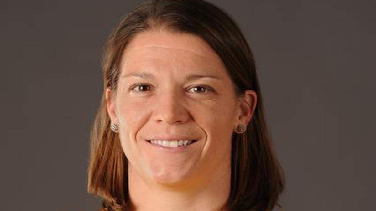 
Nicole Barnhart
