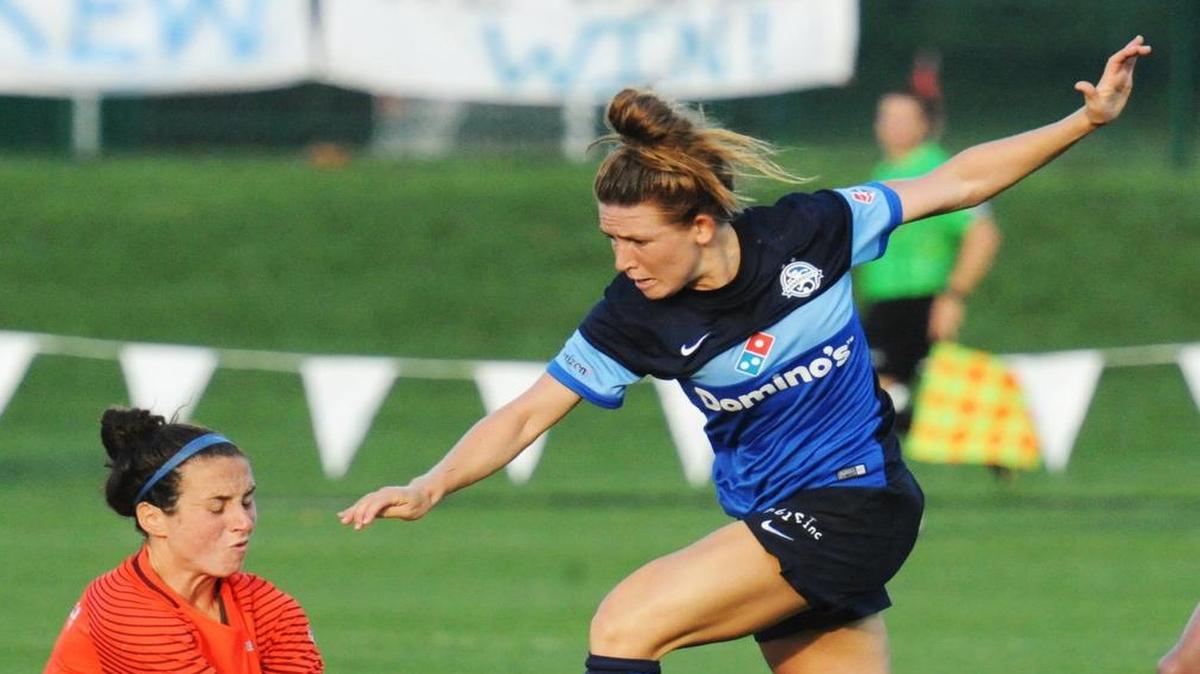 FC Kansas City forward Caroline Kastor played in 15 games in 2016, starting three times and logging 289 minutes.
