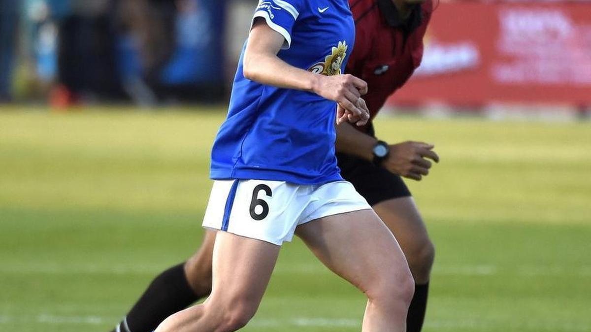 
FC Kansas City midfielder Jen Buczkowski.
