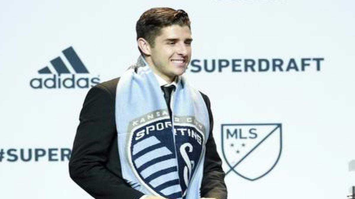 
Connor Hallisey walked on stage after being selected by the Sporting Kansas City in the first round of the 2015 Major League Soccer SuperDraft on Thursday in Philadelphia and took a selfie.
