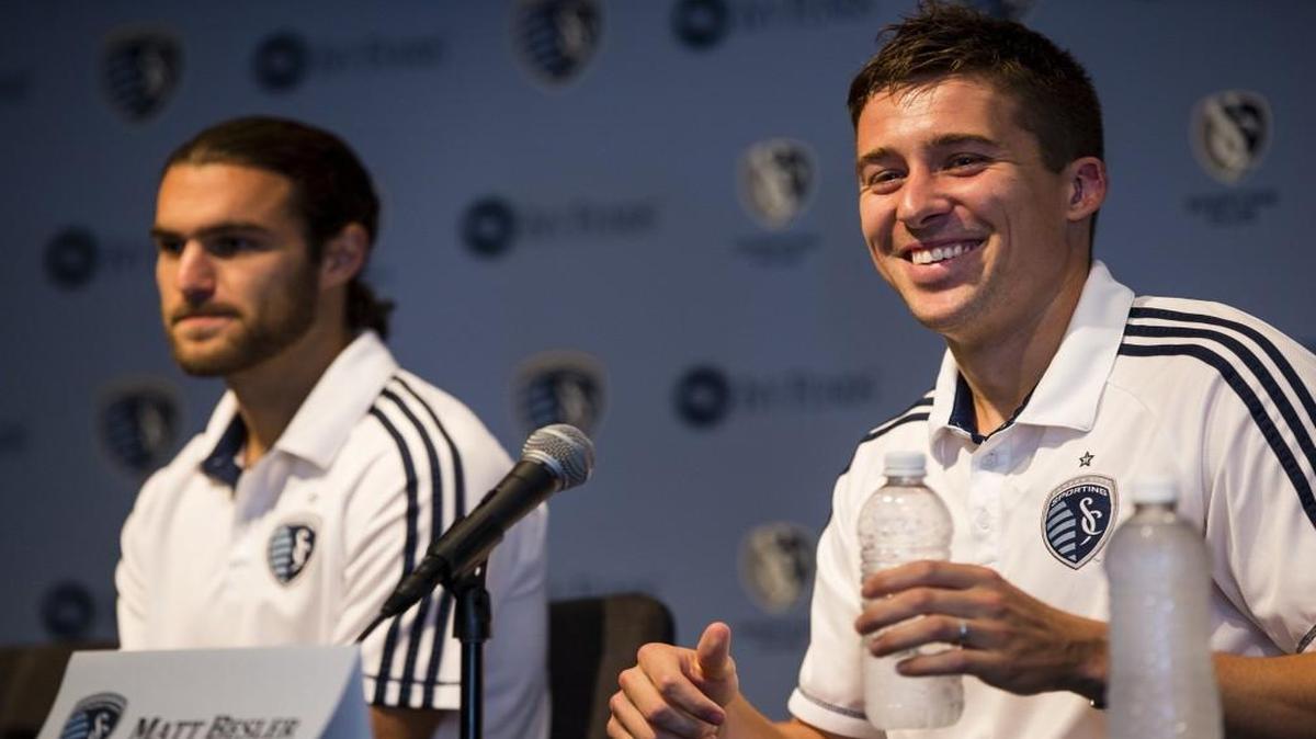 Matt Besler (right) and Graham Zusi.