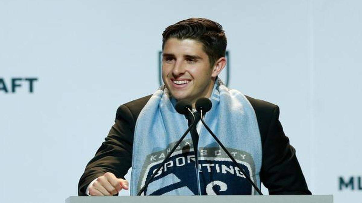 
Connor Hallisey spoke after being selected by the Sporting Kansas City with the 10th pick in the first round of the 2015 Major League Soccer SuperDraft.
