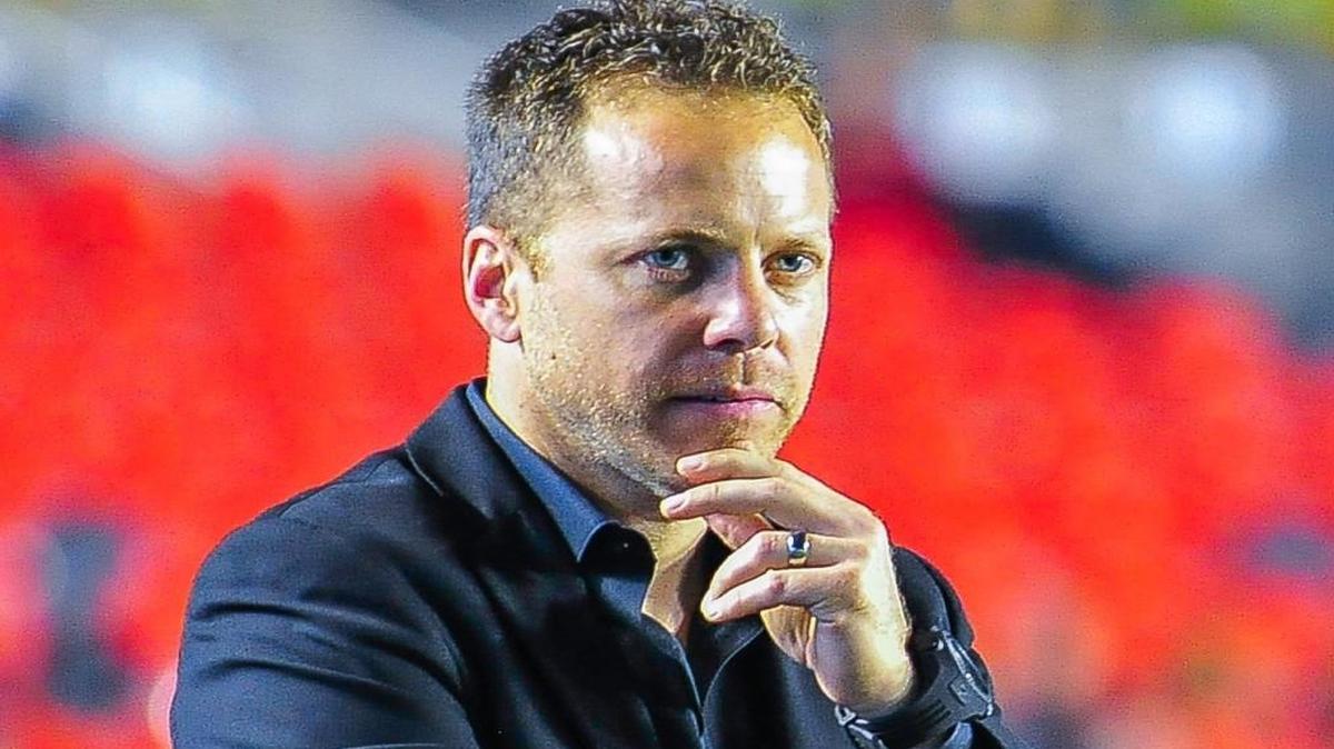Swope Park Rangers coach Marc Dos Santos