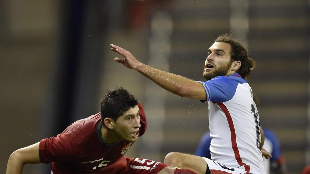Bolivia's Pedro Azogue and Graham Zusi
