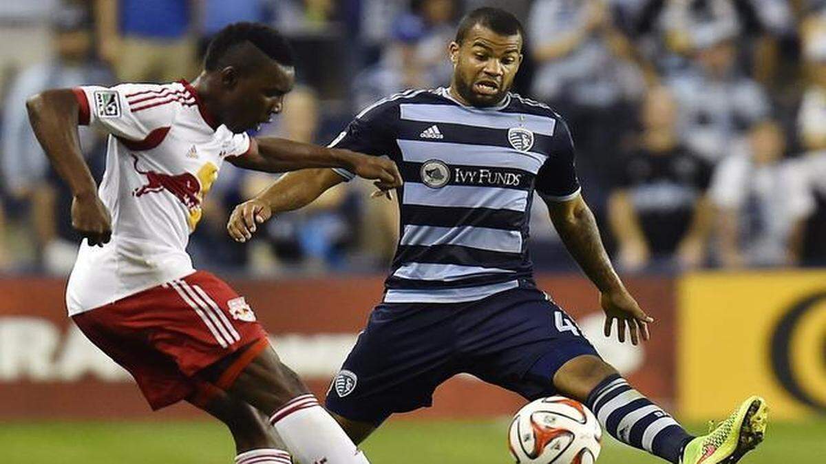 
A former standout at Oak Park High School, defender Kevin Ellis (right) is one of three homegrown players on the Sporting KC roster, along with defender Erik Palmer-Brown and goalkeeper Jon Kempin.

