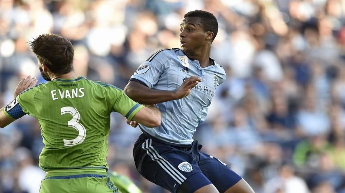 Erik Palmer-Brown, right, is headed back to Kansas City. But that doesn’t necessarily mean he’ll immediately suit up for Sporting KC.