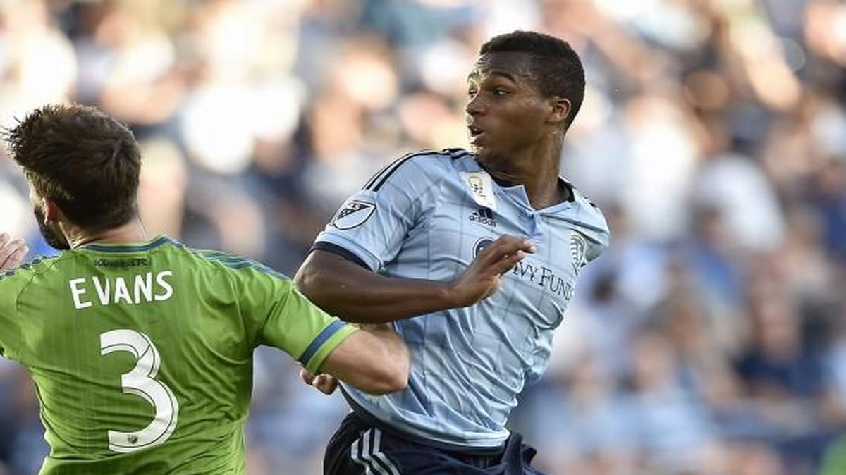Sporting KC’s Erik Palmer-Brown, right, is back from a year-long stint in Portugal. Still just 19, he says the year away was a time of growth.