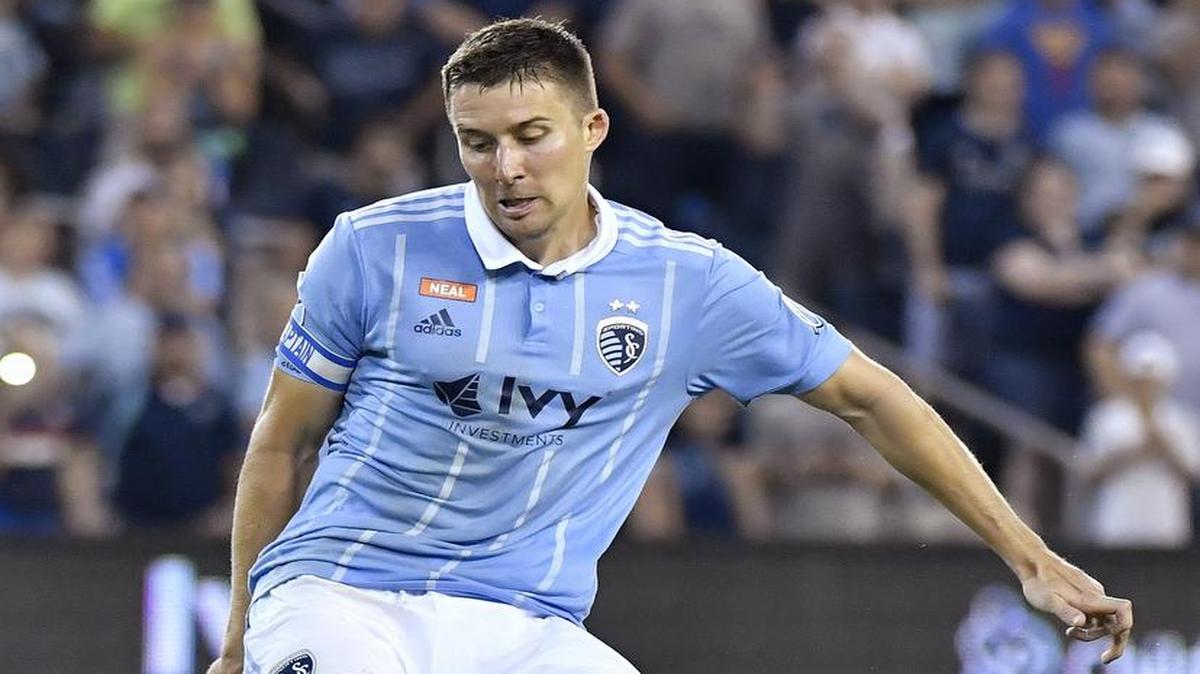 Sporting KC’s Matt Besler (above) and Graham Zusi have been added to the United States men’s national team’s 26-man roster for World Cup qualifying matches against Costa Rica and Honduras.