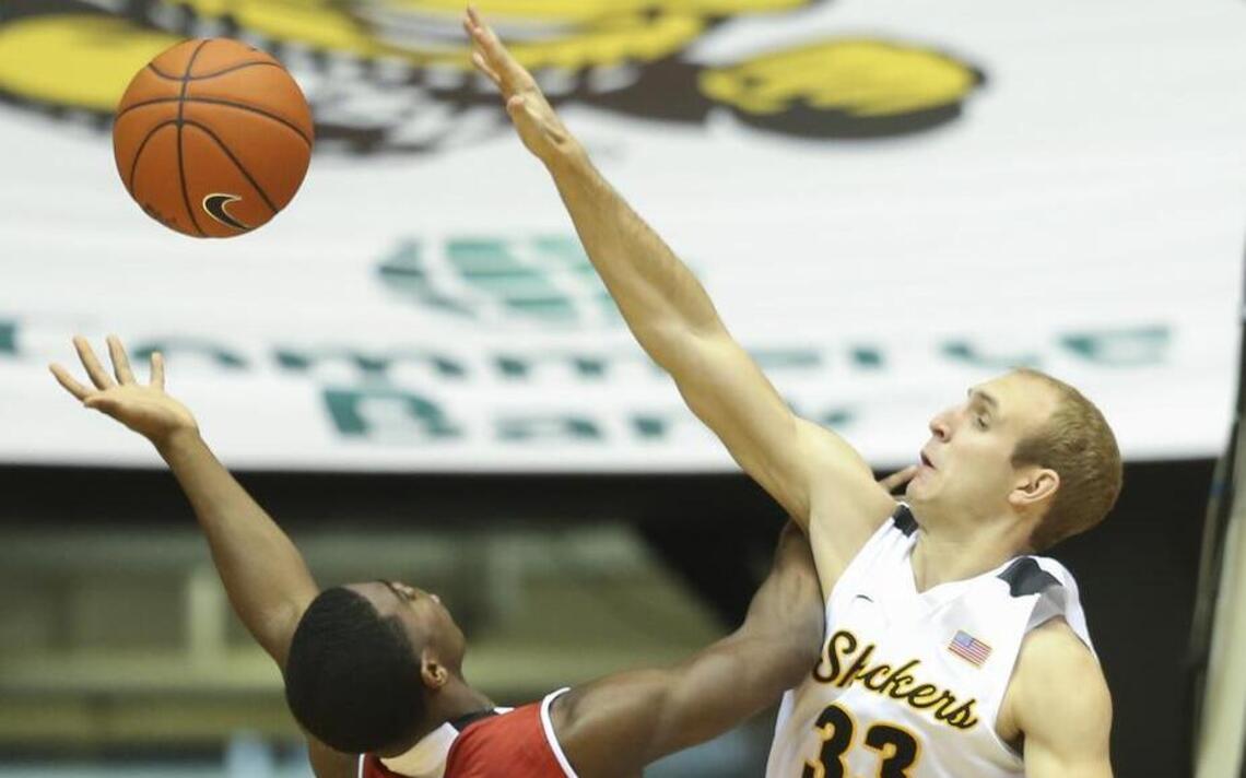 Blair Kerkhoff: NCAA Tournament bracket tips: After colors and nicknames, other factors to consider