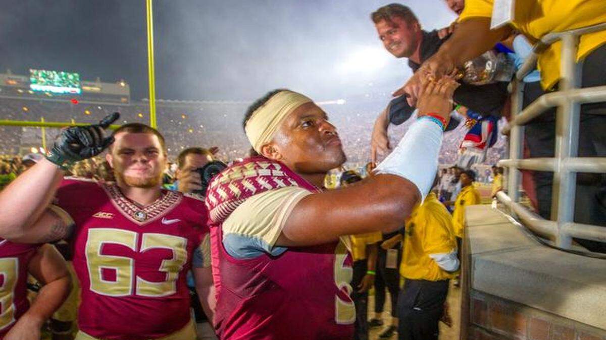 
Blair Kerkhoff writes: Florida State quarterback Jameis Winston (right) can’t seem to stay out of trouble, and that gives the Seminoles image problems, even with its former coach, Bobby Bowden. But Florida State keeps winning, and college football has no choice but to deal with its success.
