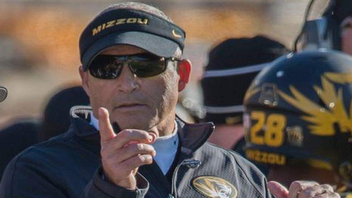 
The Southeastern Conference’s East division is now a three-team race among Missouri, Georgia and Florida (3-3), with coach Gary Pinkel’s Mizzou squad in the driver’s seat.
