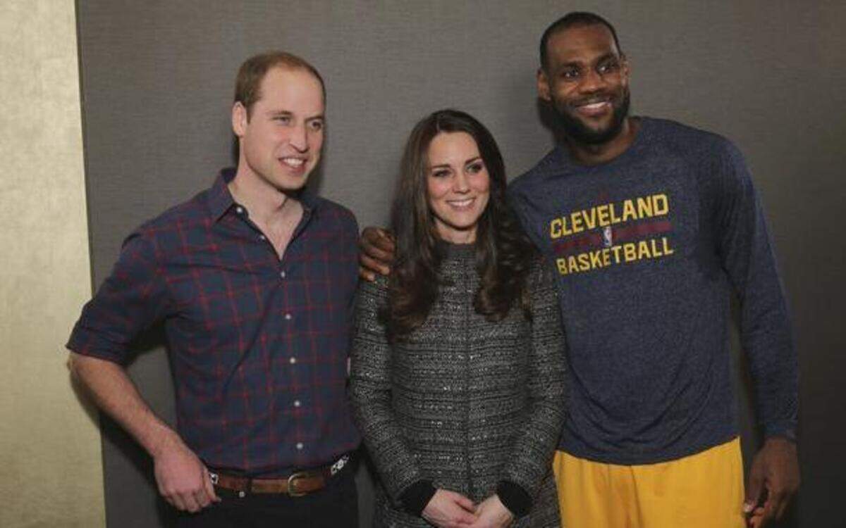 
Britain’s Prince William, and Kate, Duchess of Cambridge posed with Cleveland Cavaliers’ star LeBron James on Monday night.
