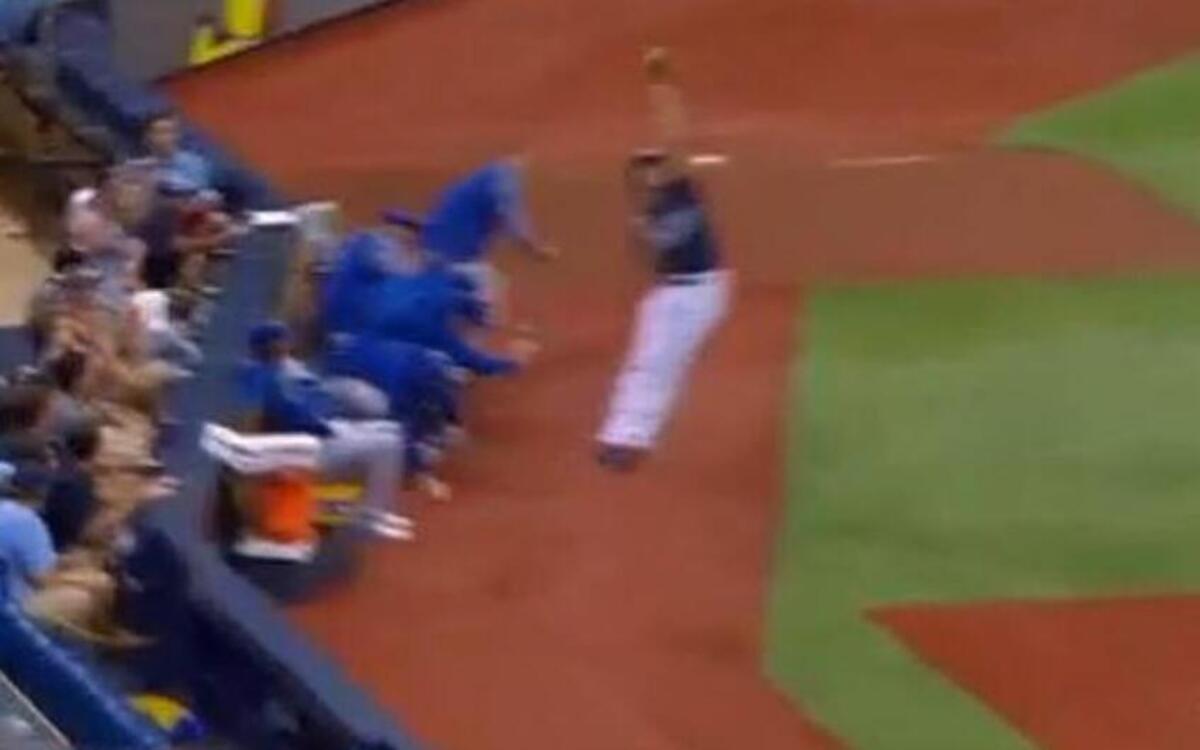 The Rays ballboy was a blur as he made a leaping catch on Thursday.