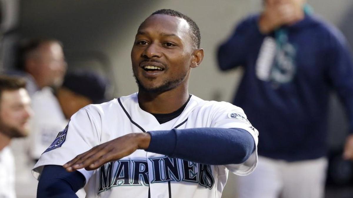 Seattle Mariners outfielder Jarrod Dyson.