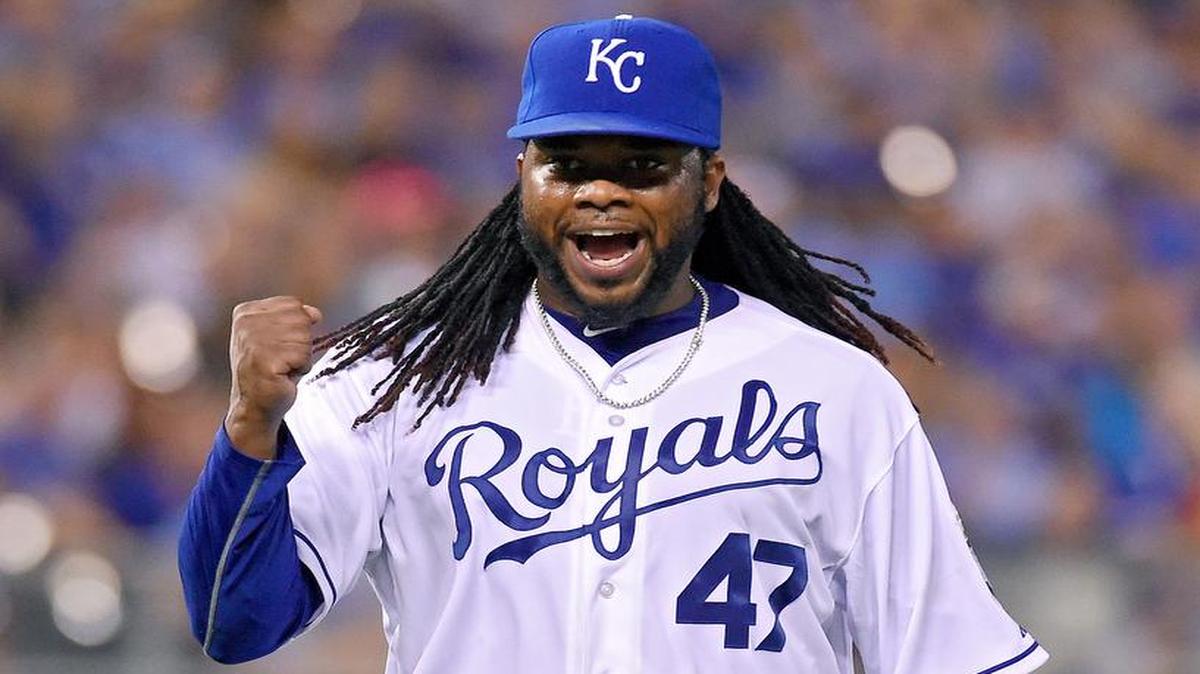 
Kansas City Royals starting pitcher Johnny Cueto celebrated after finishing out the eighth inning on Monday.
