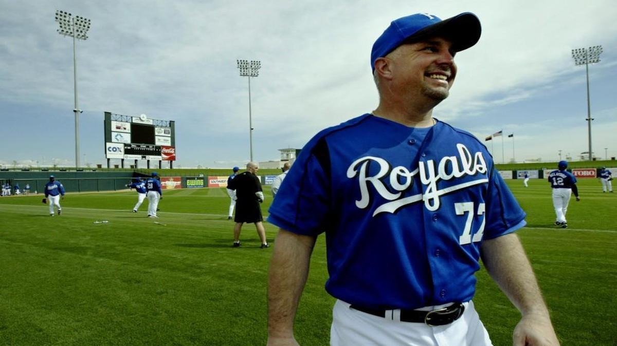Country music superstar Garth Brooks at spring training with the Royals in 2004.