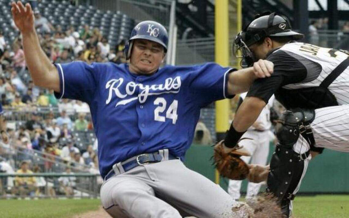 Former Royal Mark Teahen reportedly retires and there is sadness on ...