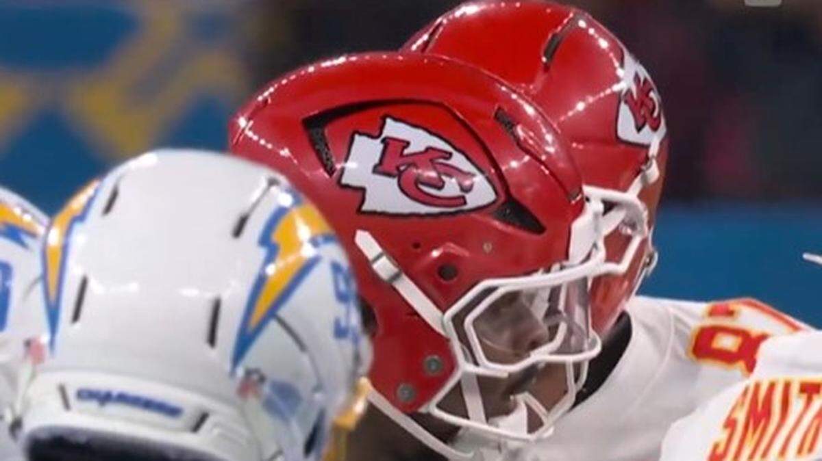 Things got testy in Chiefs huddle