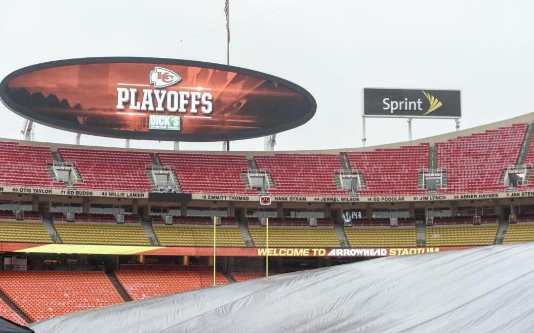 The tarp on the field lofted toward the second level of the stadium before the Kansas City Chiefs and Pittsburgh Steelers AFC Divisional Playoff game at Arrowhead Stadium on Sunday.