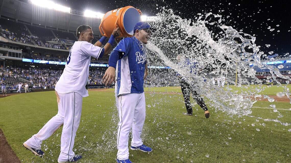Liam Hendriks had a funny note about Salvador Perez while announcing retirement