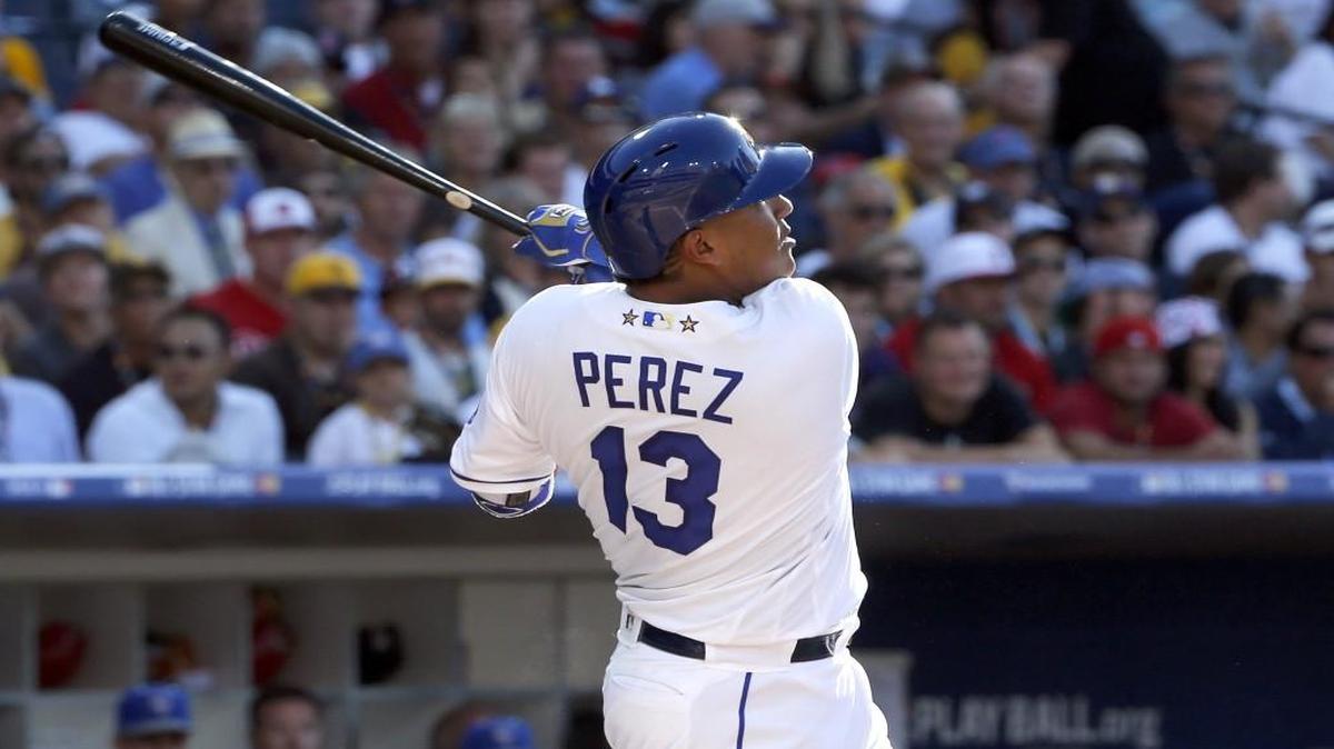 Kansas City Royals catcher Salvador Perez watched his two-run home run clear the fence in the second inning of the All-Star Game on Tuesday in San Diego.