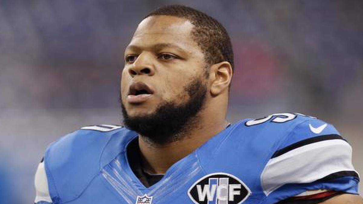 
Detroit Lions defensive tackle Ndamukong Suh.
