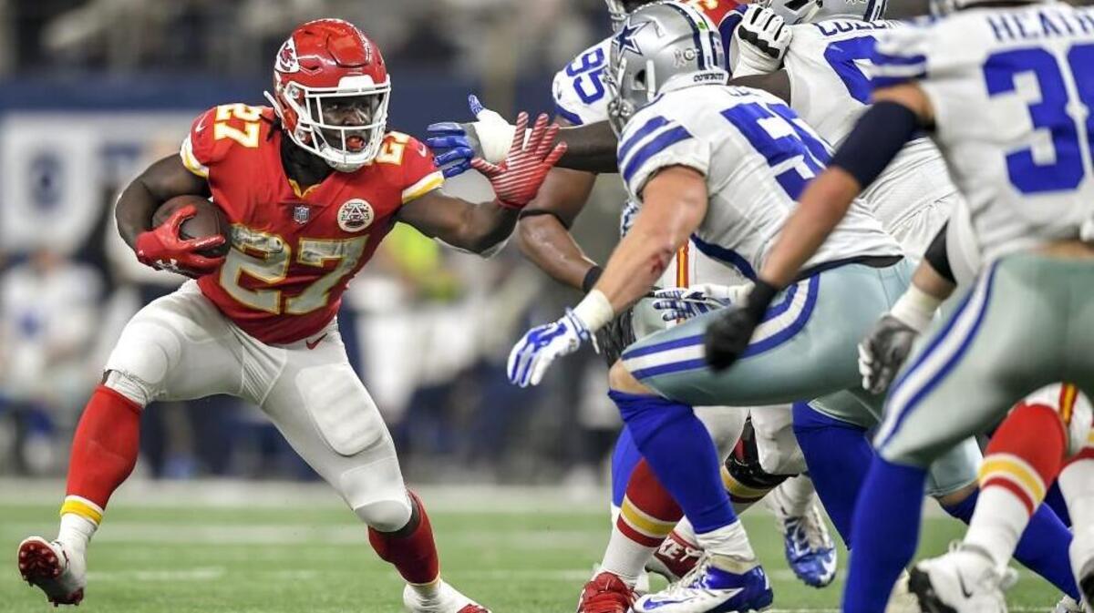 Kansas City Chiefs running back Kareem Hunt looked for running room against the Dallas Cowboys in Sunday’s game.