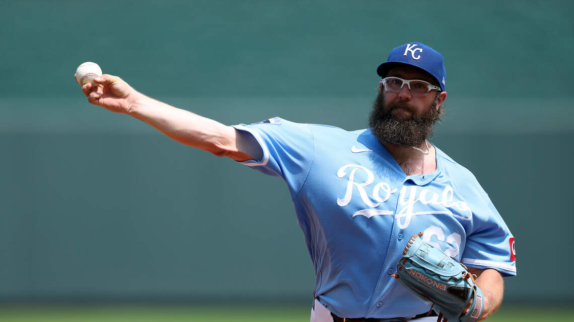 Kansas City Royals finish on a low note (again) in blowout loss to the Cubs