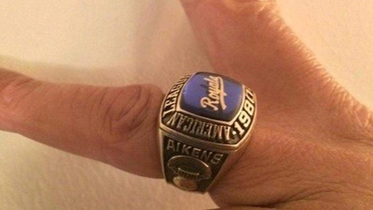 
Willie Mays Aikens was thankful for his World Series championship ring.
