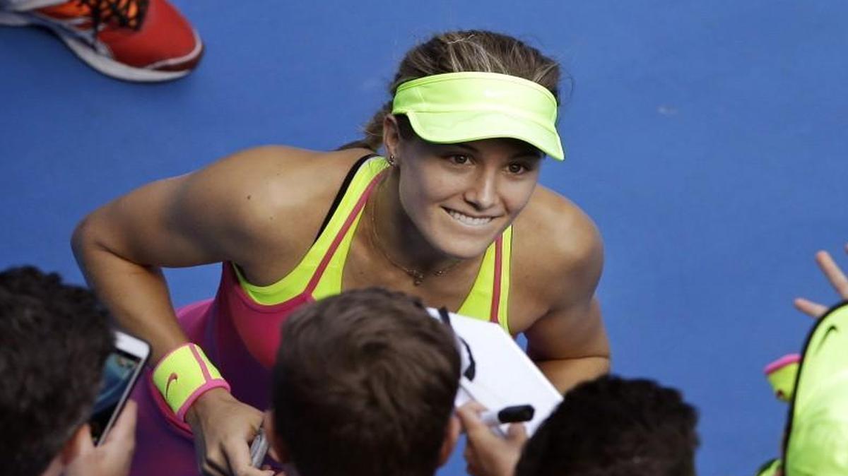 Genie Bouchard signed autographs for fans at the 2015 Australian Open.