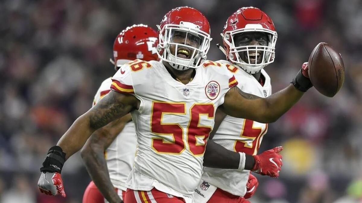 Derrick Johnson signed a one-day contract with the Chiefs and retired Wednesday.