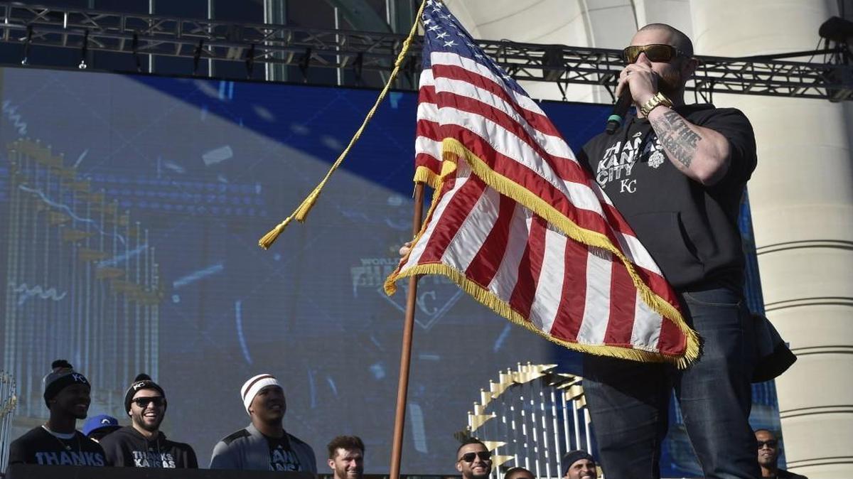 Jonny Gomes got the crowd fired up during his time with the microphone duing the World Series rally.