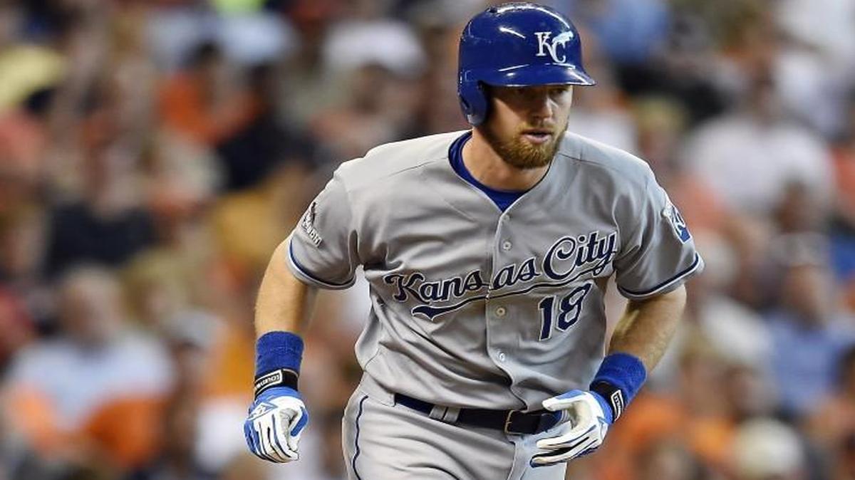Ben Zobrist walked against the Astros in Game 4 of the ALDS.