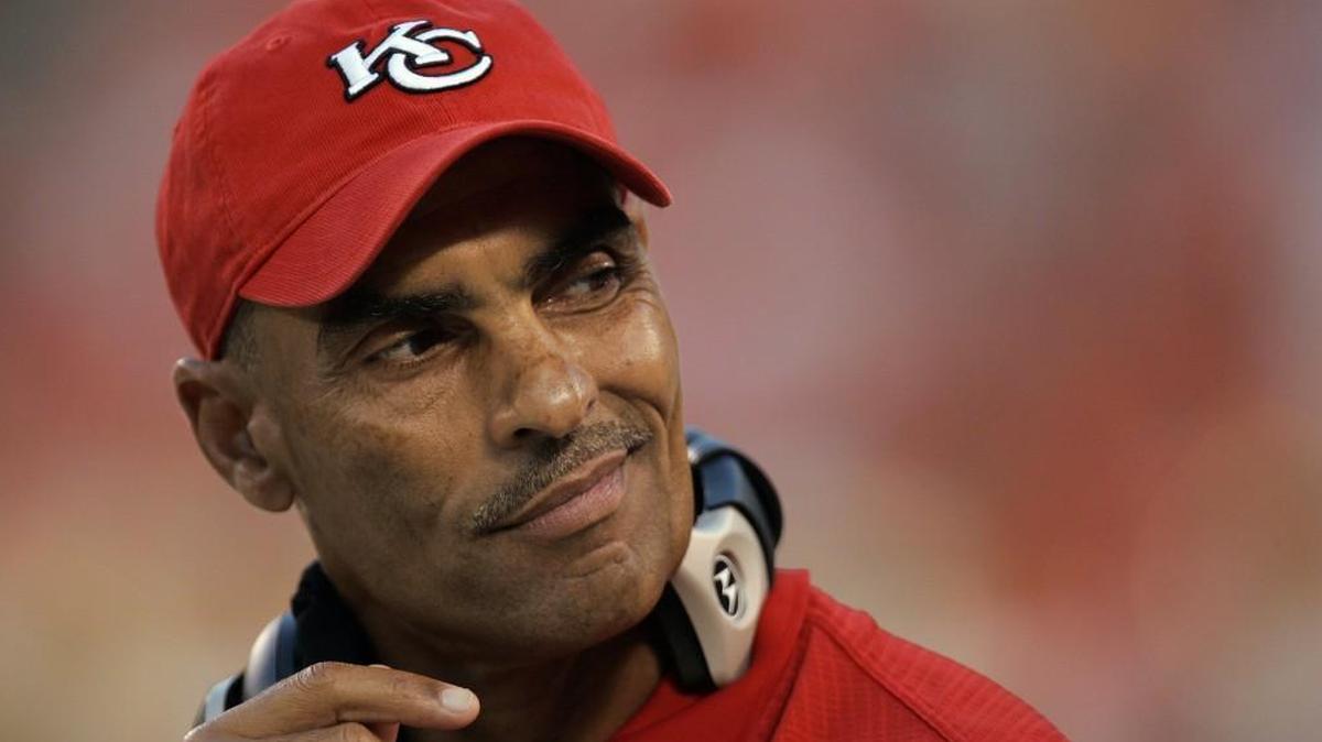 Former Kansas City Chiefs head coach Herm Edwards.