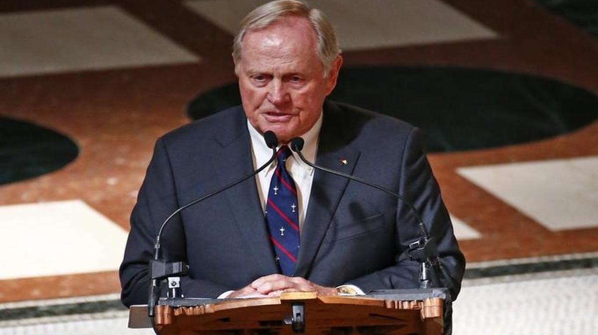 Golfer Jack Nicklaus spoke during a memorial service for Arnold Palmer in the Basilica at Saint Vincent College in Latrobe, Pa., on Tuesday.