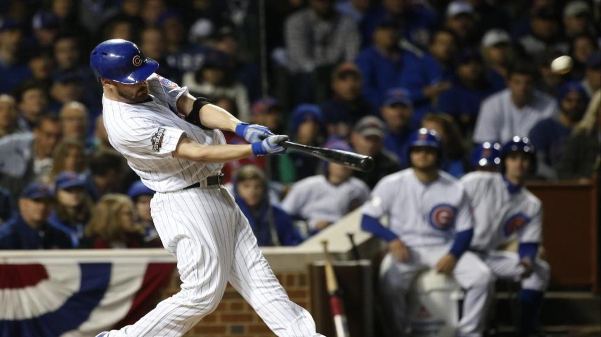 Chicago Cubs pitcher Travis Wood hit a home run in the fourth inning of Game 2 of baseball’s National League Division Series against the San Francisco Giants.