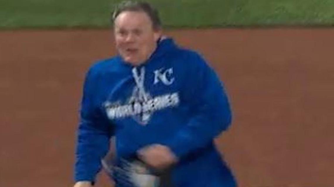 The Royals had the perfect GIF for the fun.