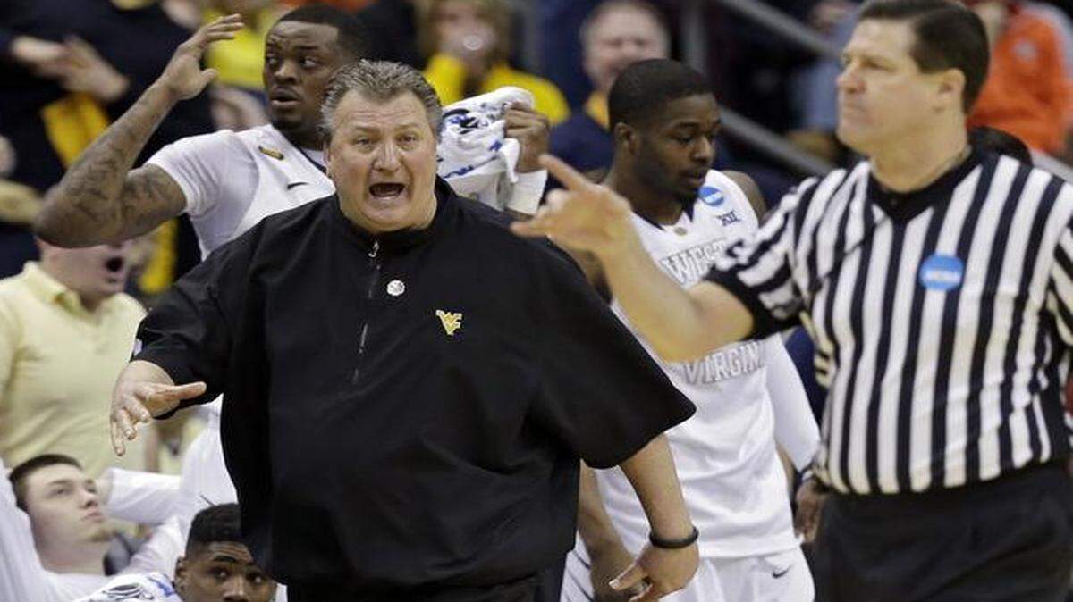 
West Virginia head coach Bob Huggins argued a call during Friday’s NCAA Tournament game.
