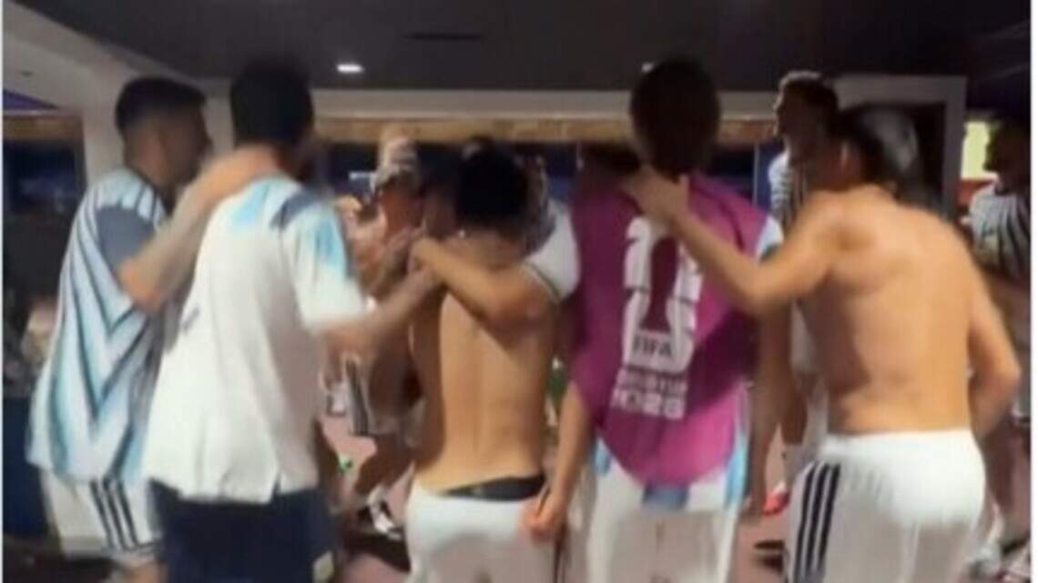 See Argentina players celebrate World Cup win in Arrowhead locker room Saturday
