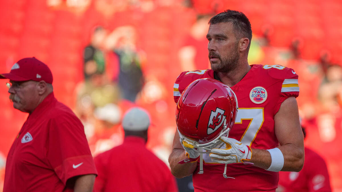 Taylor Swift and Travis Kelce: 9 photos of the couple from the Chiefs' win