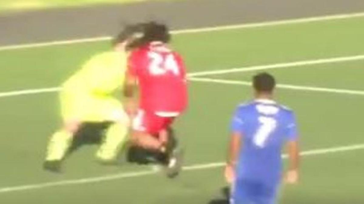 Marshawn Lynch deked the goalie in this charity soccer game.
