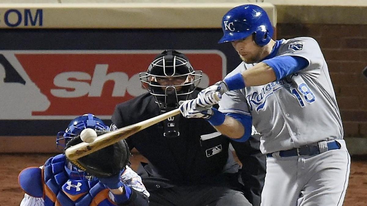 Ben Zobrist hit a double for the Kansas City Royals in the sixth inning of Game 4 of the World Series at Citi Field in New York.