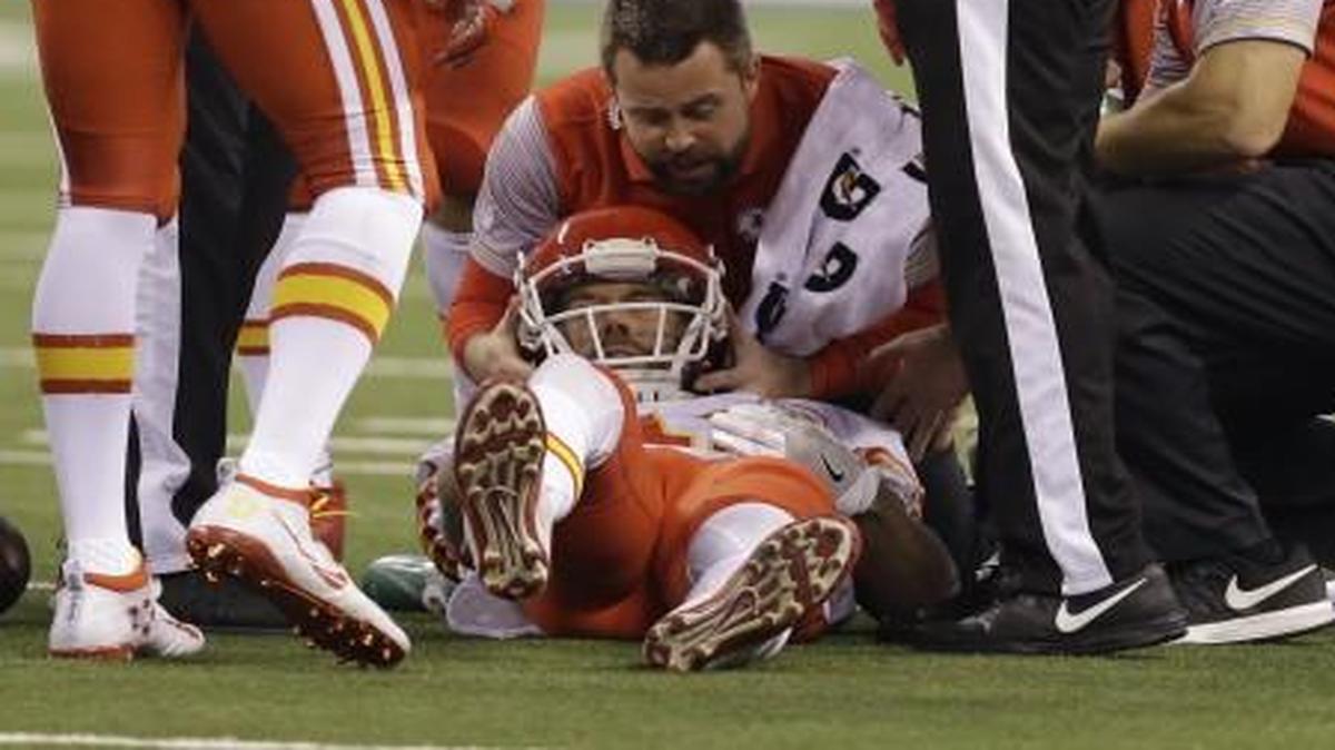 Kansas City Chiefs quarterback Alex Smith was attended to after getting hit in the head during the second half of Sunday’s game.