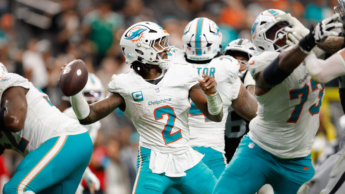 Here is who national experts predict will win KC Chiefs at Miami Dolphins game
