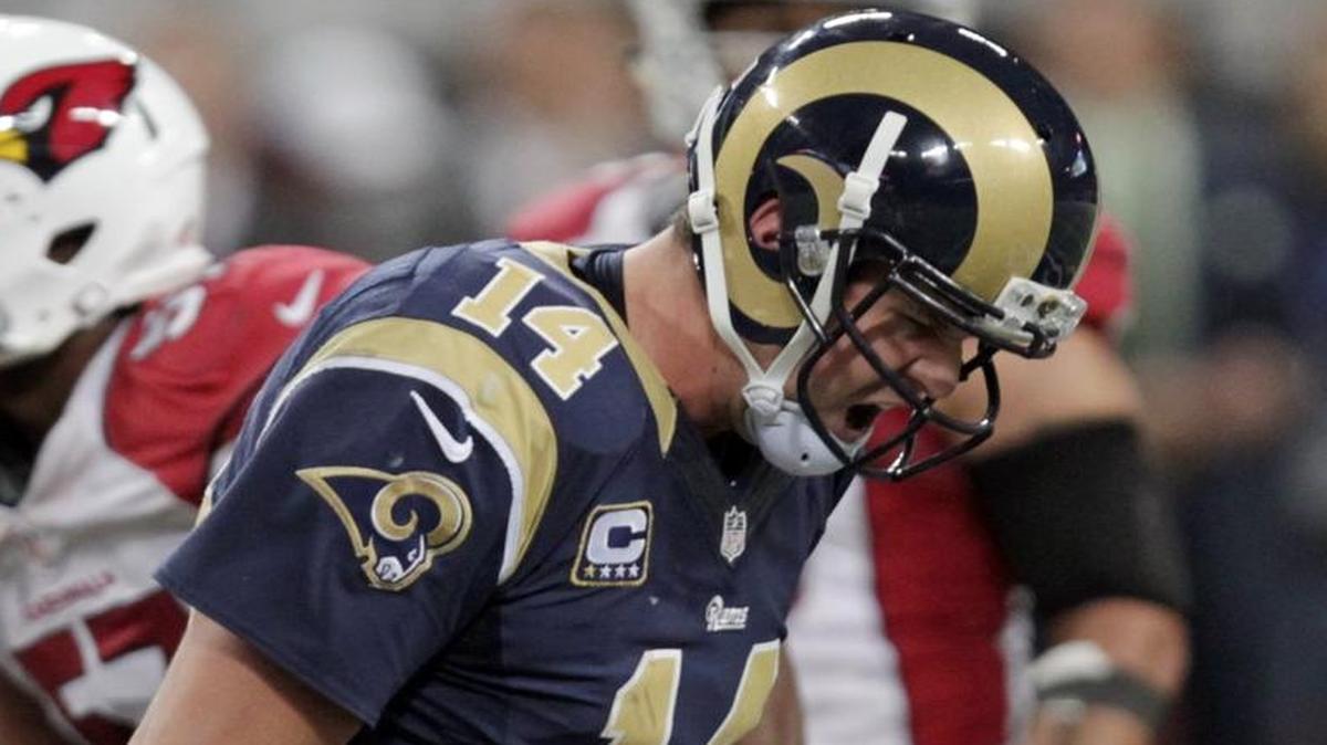 Quarterback Shaun Hill with the Rams in 2014.