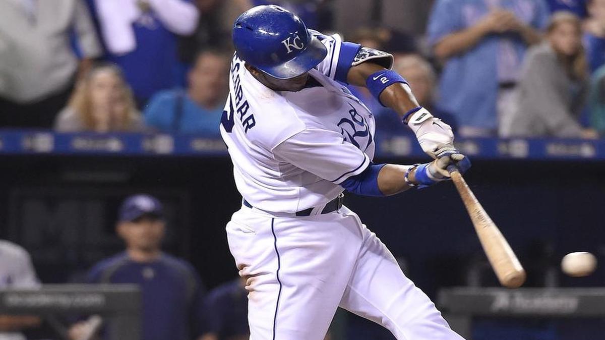 
Kansas City Royals shortstop Alcides Escobar connected on a three-run double in the sixth inning of Tuesday’s second game against the Tampa Bay Rays.
