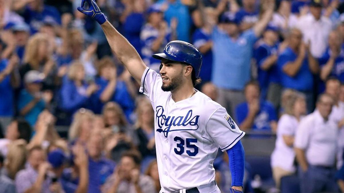 
Kansas City Royals first baseman Eric Hosmer celebrated his home run Thursday night. Royals fans, meanwhile, celebrated the AL Central title.

